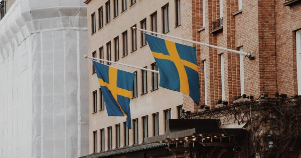スウェーデンでのプレスリリース