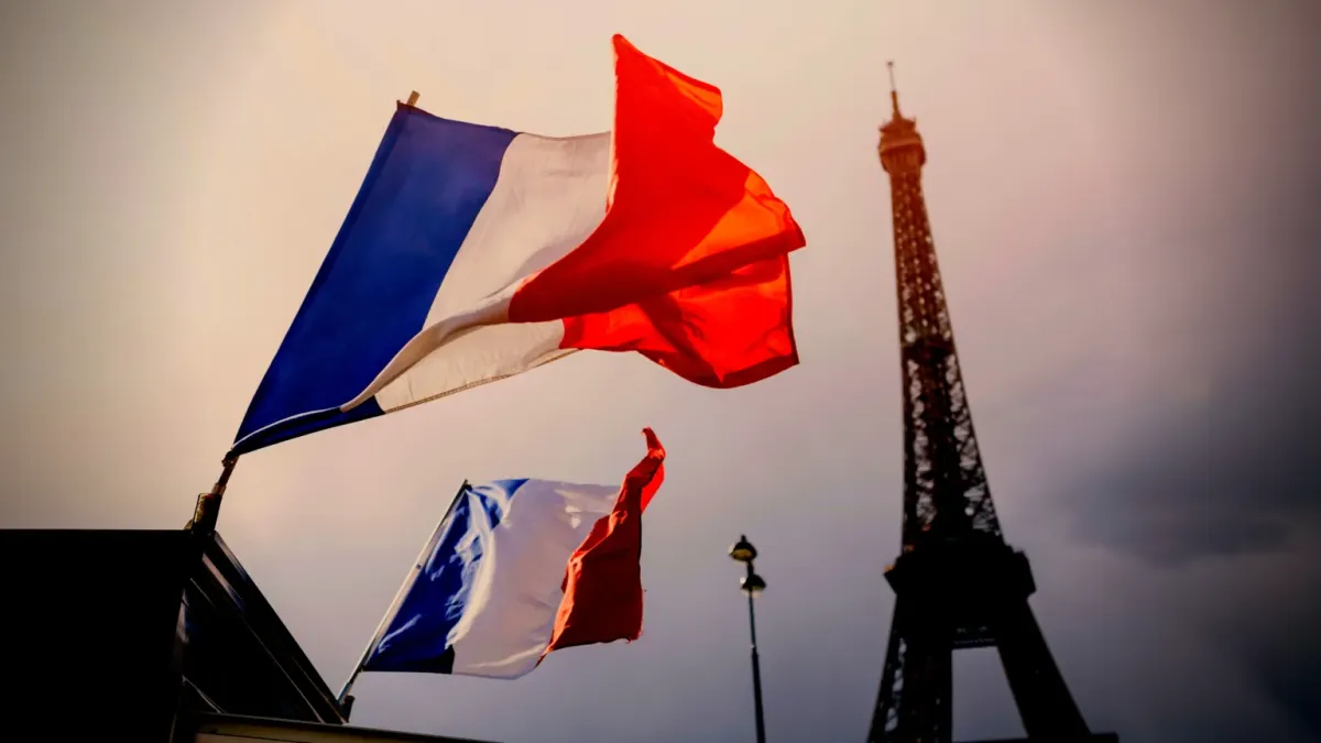 フランスでのプレスリリース