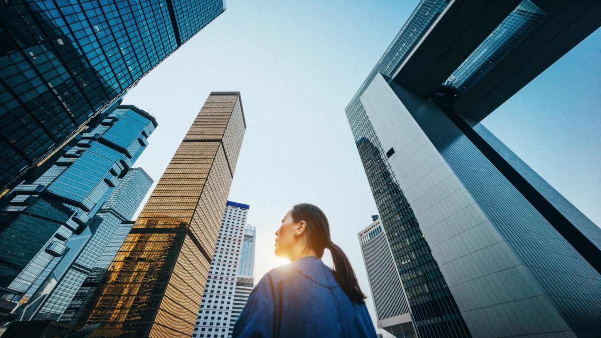 Comunicado de Prensa Global: Construyendo una Marca Internacional